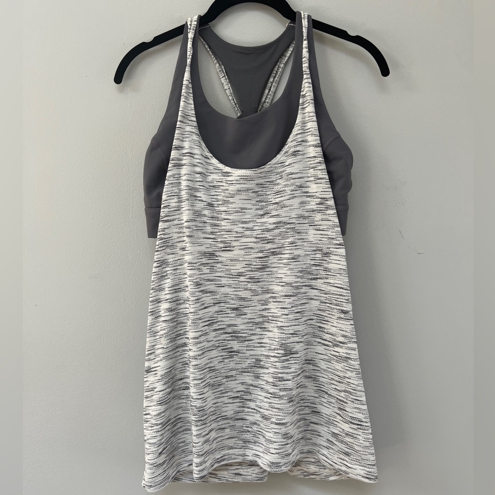 Lululemon Sleeveless Workout top with built in bra (size medium)